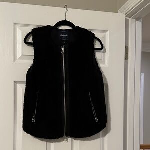 Madewell Black Fuzzy Vest with Zipper, Two Pockets